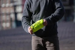 KurtkaprzeciwdeszczowaRogelliCOMMUTERCOREzkapturemibocznymikieszeniami,fluor