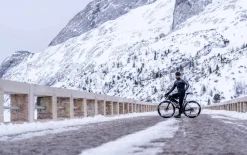 MocnoocieplonakurtkazimowaRogelliFREEZE,czarno-szara