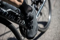 RowerowebutyszosoweRogelliR-400RACE,czarne