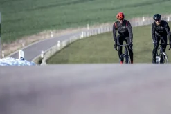 UltralekkakurtkarowerowaRogelliINFINITEbezocieplenia,szaro-czarno-czerwona